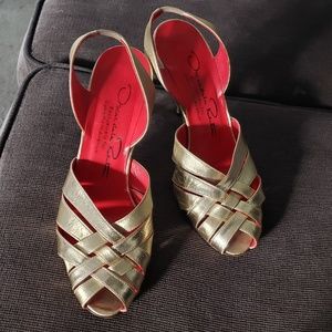 Oscar De La Renta Gold heels